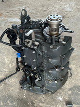Cargar imagen en el visor de la galería, vf 90 hp Yamaha CYLINDER BLOCK 6FP-W009B-00-9S 6FP-15109-01-9S four stroke 2016-2022

