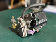 Lade das Bild in den Galerie-Viewer, 8 HP Mercury 9266T22 CARBURETOR WMC-79, 9266A21 WMC-74, 823433 CHOKE SOLENOID oem TWO STROKE 9.9 15 HP
