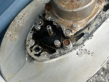 Cargar imagen en el visor de la galería, BF 90 75 hp Honda GEAR CASE ASSY 20” 41100-ZW1-003ZA four stroke 1997 pressure-tested
