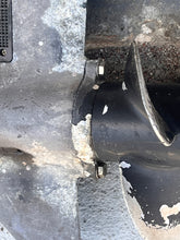 Charger l'image dans la galerie, 25 30 hp Tohatsu Nissan LOWER UNIT
