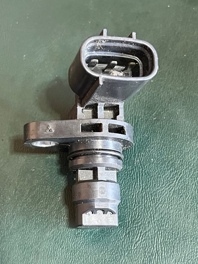 DF 115 140 Suzuki Crankshaft Position Sensor J5T34372 33220-64L10 Four Stroke 2015-2024 compatible with some 40 50 60 70 75 80 90 100 150 175 200 hp