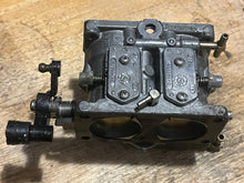 Lade das Bild in den Galerie-Viewer, 200 175 150 hp Mercury CARBURETOR SET WMH-16 top 3308-9672A44 3311-818650A4 818650A52, center 3308-9672A45 818650A5 818650A53, bottom 3308-9672A46 818650A6 818650A59 two stroke v6

