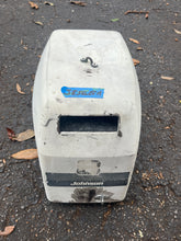 Load image into Gallery viewer, shipping for 8 6 hp Johnson 0438912 ENGINE COVER Sail Master 1997-98 TWO STROKE 438912 nla
