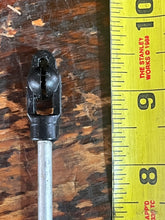 Load image into Gallery viewer, 90 75 65 hp Mercury carburetor THROTTLE LINK 8252041 two stroke 1994-1996 Mariner
