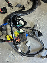 Load image into Gallery viewer, f 90 75 hp Yamaha engine WIRE HARNESS 6D8-82590-30-00 four stroke 2006-2011
