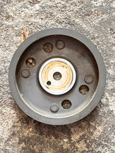 Load image into Gallery viewer, f 115 hp Yamaha GEAR pulley #1 6EK-11537-00-00 four stroke 2014-2025 some 130 hp
