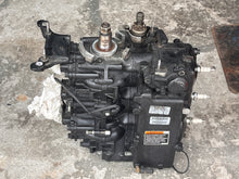 Cargar imagen en el visor de la galería, 60 50 40 hp Mercury POWERHEAD crankcase 852071T97 Two Stroke 3 Cylinder 130 cold on all cyls
