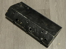 Lade das Bild in den Galerie-Viewer, 85 90 hp Force carb INTAKE COVER air silencer ATTENUATOR F695861 two stroke CLEANED
