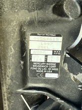 Load image into Gallery viewer, 25 20 hp Mercury 20” long MIDSECTION with SWIVEL 822237A1 97544A5 DRIVESHAFT HOUSING 9098T5 PLATE 99702A7 two stroke
