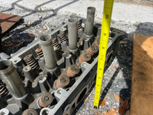 Load image into Gallery viewer, BF 150 hp Honda CYLINDER HEAD 06122-ZY6-040ZA four stroke
