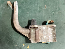 Cargar imagen en el visor de la galería, 150 175 200 hp Yamaha HPDI COWLING CLAMP BAND 68F-42647-00-94 two stroke

