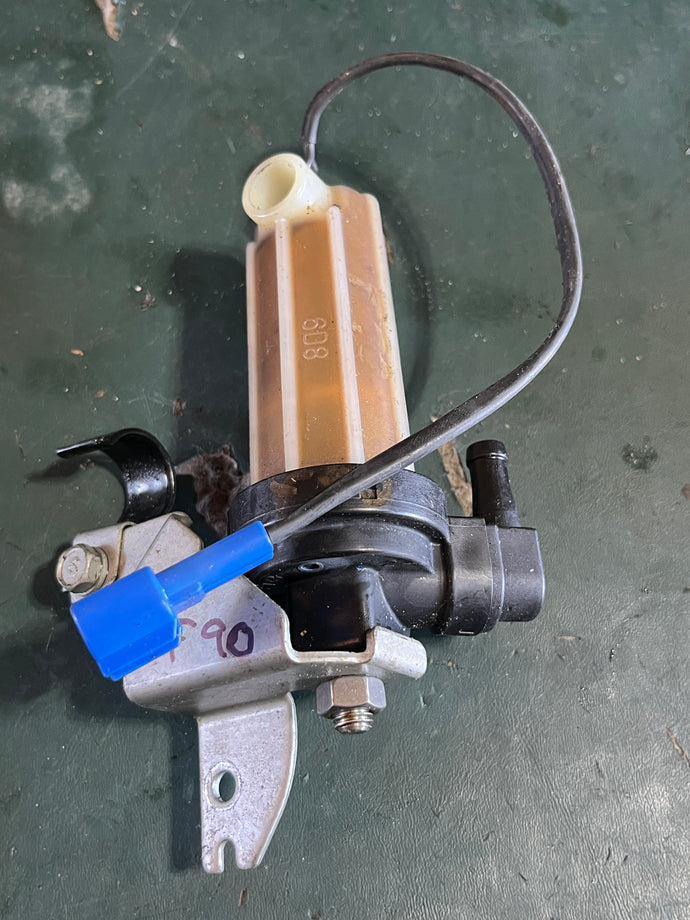 f 90 75 hp Yamaha FUEL FILTER 6D8-24560-00-00 four stroke 2006-2013 some compatibility 30 40 50 60 70 hp