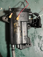 Cargar imagen en el visor de la galería, 30 25 15 hp Evinrude e-tec VST CHAMBER only with Insert 5007896 5006492 two stroke 2017 AA AB AF 2010-up
