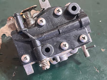 Lade das Bild in den Galerie-Viewer, parts 9.9 15 hp Johnson Evinrude 338478 334045 mx332478 CARBURETOR, top johnson 436316 two stroke
