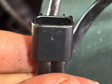 Cargar imagen en el visor de la galería, f 250 hp Yamaha POWER RELAY 63P-81950-00-00 63P-W8195-00-00 four stroke 2005 compatible 50-250hp some years
