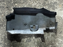 Load image into Gallery viewer, 2.5 hp Nissan Tohatsu ENGINE COVER left port  314670042 314670041 N14670042 3C2670040 314S670045 two stroke 2002
