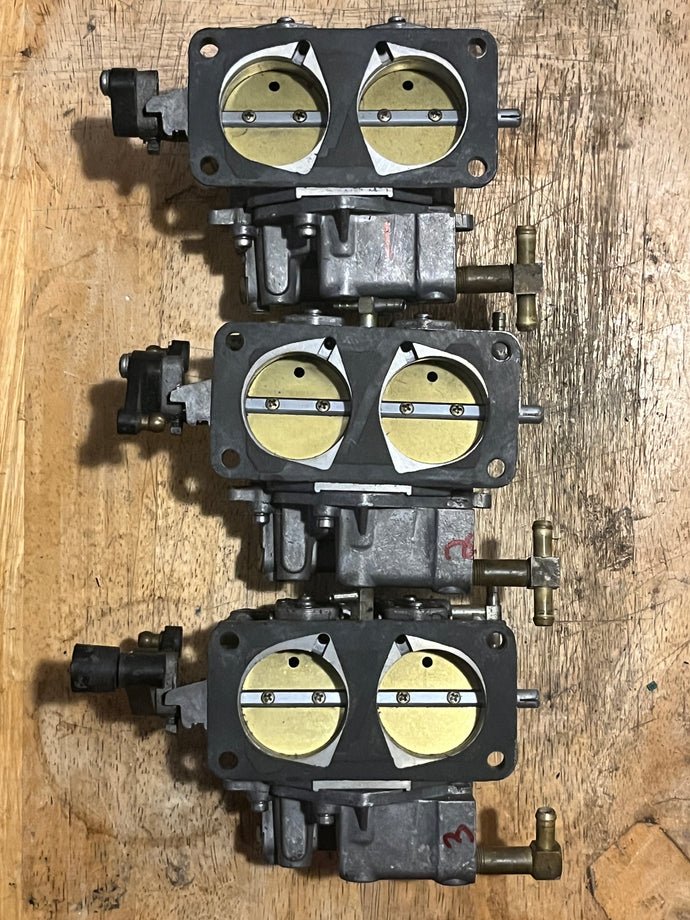 200 175 150 hp Mercury CARBURETOR SET WMH 16-1 16-2 16-3 top 3308-9672A44 3311-818650A4 818650A52, center 3308-9672A45 818650A5 818650A53, bottom 3308-9672A46 818650A6 818650A59 two stroke v6 compatible 175 150 hp