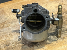 Lade das Bild in den Galerie-Viewer, 90 85 hp Force Tillotson CARBURETOR WB-100c 832061-3 two stroke NEEDS NEW GASKETS - cleaned
