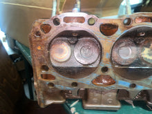 Load image into Gallery viewer, sold ebay aug2025——5.0 5.7 Liter OMC 1989 cylinder head #1 3853852 985431 Valve Cover 0986748 volvo
