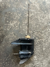 Lade das Bild in den Galerie-Viewer, 30 25 hp Mercury LOWER UNIT ASSY 825132T23 gearcase 8M0187015 346Q600006 four stroke EFI
