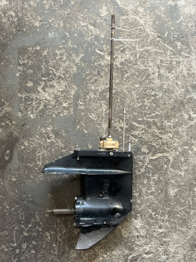 30 25 hp Mercury LOWER UNIT ASSY 825132T23 gearcase 8M0187015 346Q600006 four stroke EFI