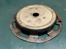 Lade das Bild in den Galerie-Viewer, 35 hp Force Mercury FA458456 flywheel COLLAR KIT two stroke 1983-91
