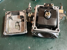 Lade das Bild in den Galerie-Viewer, Yamaha CARBURETOR 68C-10 four stroke
