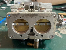 Lade das Bild in den Galerie-Viewer, 150 hp Yamaha CARBURETOR SET 6R2-01 6R2-14301-02-00 6R2-14302-02-00 6R2-14303-02-00 International Two Stroke 1986-1995
