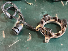 Lade das Bild in den Galerie-Viewer, 225 220 hp Yamaha EXCEL pulser coil 6K7-85580-10-00 timer Two Stroke some compatibility 1984-1989
