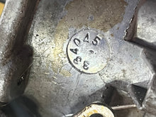 Lade das Bild in den Galerie-Viewer, parts 9.9 15 hp Johnson Evinrude 338478 334045 mx332478 CARBURETOR, top johnson 436316 two stroke
