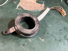 Charger l'image dans la galerie, 50 hp Mercury TRIGGER ASSY  854512T 855745a10803 Two Stroke 3 Cylinder 50elpto
