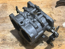 Lade das Bild in den Galerie-Viewer, 150 135 hp Mercury CARBURETOR SET WMH 31-1 31-2 31-3 3311-818650A31 818650A32 818650A56 two stroke v6
