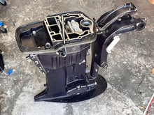 Cargar imagen en el visor de la galería, MFS 50 40 hp Tohatsu midsection DRIVE SHAFT HOUSING long 3KYQ610301 STEERING SHAFT 3KYQ620101 SWIVEL 3KYQ772081 ENGINE BASE 3KYQ013000 four stroke 2013-2025 some 60 hp
