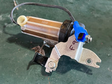 Lade das Bild in den Galerie-Viewer, f 90 75 hp Yamaha FUEL FILTER 6D8-24560-00-00 four stroke 2006-2013 some compatibility 30 40 50 60 70 hp
