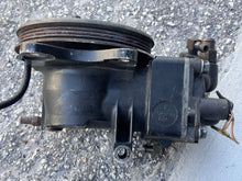 Cargar imagen en el visor de la galería, 135 150 175 hp Mercury AIR COMPRESSOR 831998A10 831998-c1 831998A13 two stroke 2.5 DFI 831998A9 831998A22 899113A03 8M0050656 8M0057463 8M0060053

