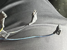 Lade das Bild in den Galerie-Viewer, BF 90 75 HP Honda Remote Control Cable Assy A wire harness 32520-ZW1-740 Four Stroke Outboard Motors 1997-2006
