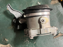 Cargar imagen en el visor de la galería, 115 hp Mercury Optimax THROTTLE BODY 855422A1 Two Stroke 3 Cylinder DFI 2008 compatible with other hps
