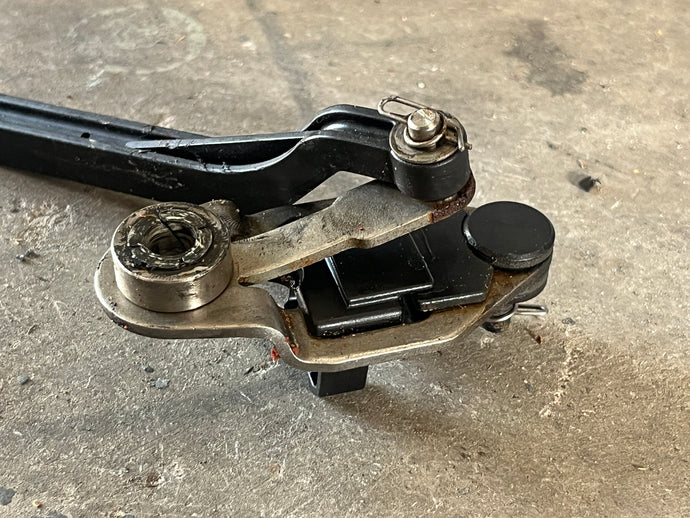 175 150 135 115 hp Ficht Evinrude NEUTRAL SAFETY SWITCH & CABLE 0586130 LEVER 0343118 0439333 two stroke