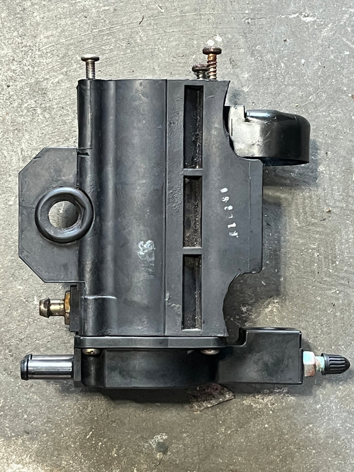 200 225 250 300 HP Evinrude Etec 5006063 FLOAT CHAMBER vst Two Stroke