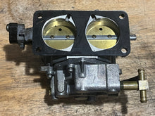 Lade das Bild in den Galerie-Viewer, 200 175 150 hp Mercury CARBURETOR SET WMH-16 top 3308-9672A44 3311-818650A4 818650A52, center 3308-9672A45 818650A5 818650A53, bottom 3308-9672A46 818650A6 818650A59 two stroke v6
