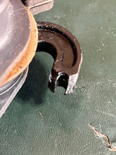 Cargar imagen en el visor de la galería, BROKEN ARM 50 40 hp Tohatsu Nissan tps THROTTLE POSITION SENSOR 3T5101100 two stroke 2002-2018 PARTS ONLY

