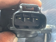 Cargar imagen en el visor de la galería, f 115 hp Yamaha THROTTLE SENSOR 6C5-85885-00-00 four stroke 2014-2025 some 50 60 70 75 90 hp compatibility
