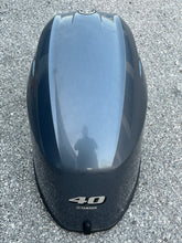 Lade das Bild in den Galerie-Viewer, f 50 60 70 hp Yamaha TOP COWLING  (with incorrect 40 jet stickers) four stroke 2010-2024 some compatibility between USA &amp; international models 6CJ-02 6CJ-03 6CJ-00 6CJ-01 6CJ-42610-02-00  6CJ-42610-01-00  6CJ-42610-00-00  6CJ-42610-03-00
