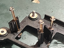 Lade das Bild in den Galerie-Viewer, 135 115 150 hp Mercruy Optimax COIL PLATE 8506752 SPACER (6) 8506761 SCREW(6) 850898 two stroke dfi

