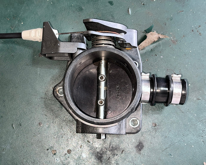 115 hp Mercury THROTTLE BODY 898103T98 four stroke EFI