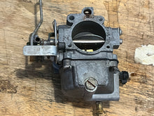 Load image into Gallery viewer, 70 hp Johnson Evinrude 313355 d2 d1 CARBURETOR w linkages, choke solenoid &amp; plunger TWO STROKE oem 0393546 0393547 CARBURETOR with linkages two stroke 1978-88
