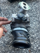 Load image into Gallery viewer, BF 250 225 200 hp Honda THROTTLE BODY ASSY 16400-ZY3-A01 SPACER 16404-ZX2-000 MUFFLER 17374-ZX2-000 four stroke 2011 2007-up
