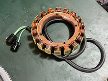 Cargar imagen en el visor de la galería, 150 175 200 hp Yamaha HPDI STATOR 60V-81410-00-00 two stroke 2000-2014
