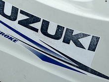 Lade das Bild in den Galerie-Viewer, DF 200 175 150 hp Suzuki ENGINE COVER 61420-96880-Y5S 61420-96890-Y5S four stroke 2016-2018
