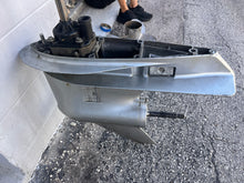 Cargar imagen en el visor de la galería, BF 225 200 hp Honda 25" LOWER UNIT 06411-ZY3-627ZA COARSE SPLINED SHIFTER gear case assy Four Stroke 2002-2005
